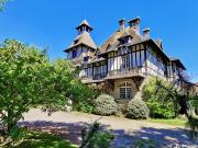 Maison 12 pièces 450 m²