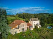 Maison 12 pièces 483 m²