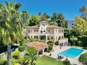 Maison 12 pièces 490 m²