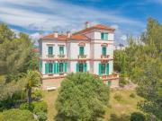 Maison 12 pièces 500 m²