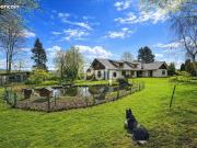 Maison 13 pièces 248 m²