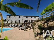 Maison 13 pièces 251 m²