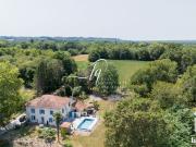 Maison 13 pièces 265 m²