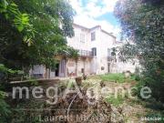 Maison 13 pièces 300 m²