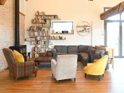 Maison 13 pièces 300 m²