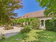 Maison 13 pièces 300 m²