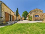 Maison 13 pièces 304 m²