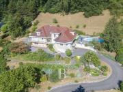 Maison 13 pièces 309 m²