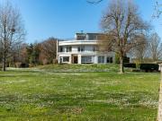 Maison 13 pièces 340 m²
