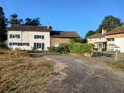 Maison 13 pièces 343 m²