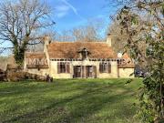 Maison 13 pièces 377 m²