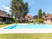 Maison 13 pièces 435 m²