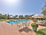 Maison avec piscine et jardin