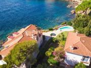 Maison 14 pièces 360 m²