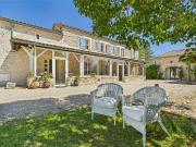 Maison 14 pièces 377 m²