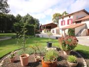 Maison 14 pièces 394 m²