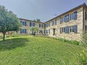 Maison 14 pièces 470 m²