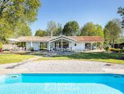 Maison avec piscine et jardin