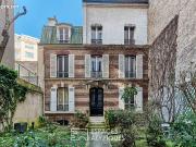 Maison 15 pièces 369 m²