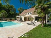 Maison 15 pièces 383 m²