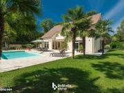 Maison 15 pièces 383 m²