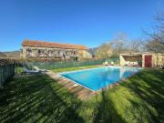 Maison 15 pièces 471 m²