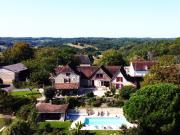 Maison 16 pièces 330 m²