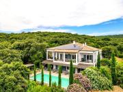 Maison 16 pièces 412 m²