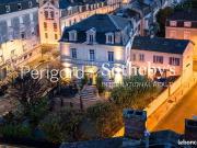 Maison 16 pièces 441 m²