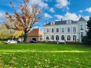 Maison 16 pièces 448 m²