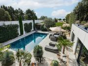 Maison 17 pièces 423 m²