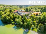 Maison 20 pièces 900 m²