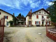 Maison 18 pièces 438 m²