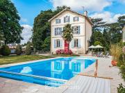 Maison 18 pièces 440 m²