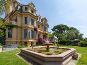 Maison 18 pièces 987 m² Maison 18 pièces 987 m²