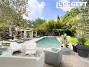 Maison avec piscine et jardin