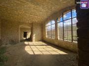 Maison 1 pièce 400 m²