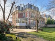 Maison avec jardin et terrasse