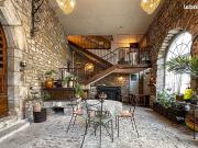 Maison 20 pièces 400 m²