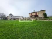 Maison 20 pièces 855 m²