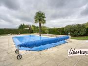 Maison 210 m² avec piscine, dépendances & grand jardin –...