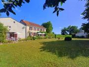 Maison 215 m² Nieul Le Virouil