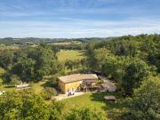 Maison 21 pièces 415 m²