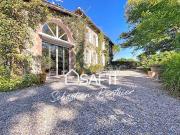 Maison avec piscine et jardin