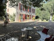 Maison avec piscine et jardin Maison avec piscine et jardin