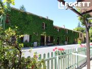 Maison avec jardin et terrasse
