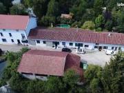 Maison 24 pièces 900 m²