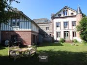 Maison avec jardin et terrasse