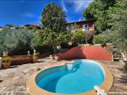 Maison 2 logements avec piscine et vue dégagée