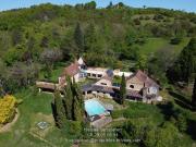 Propriété deux maisons 19ha de terrain 303m² Rouffignac...